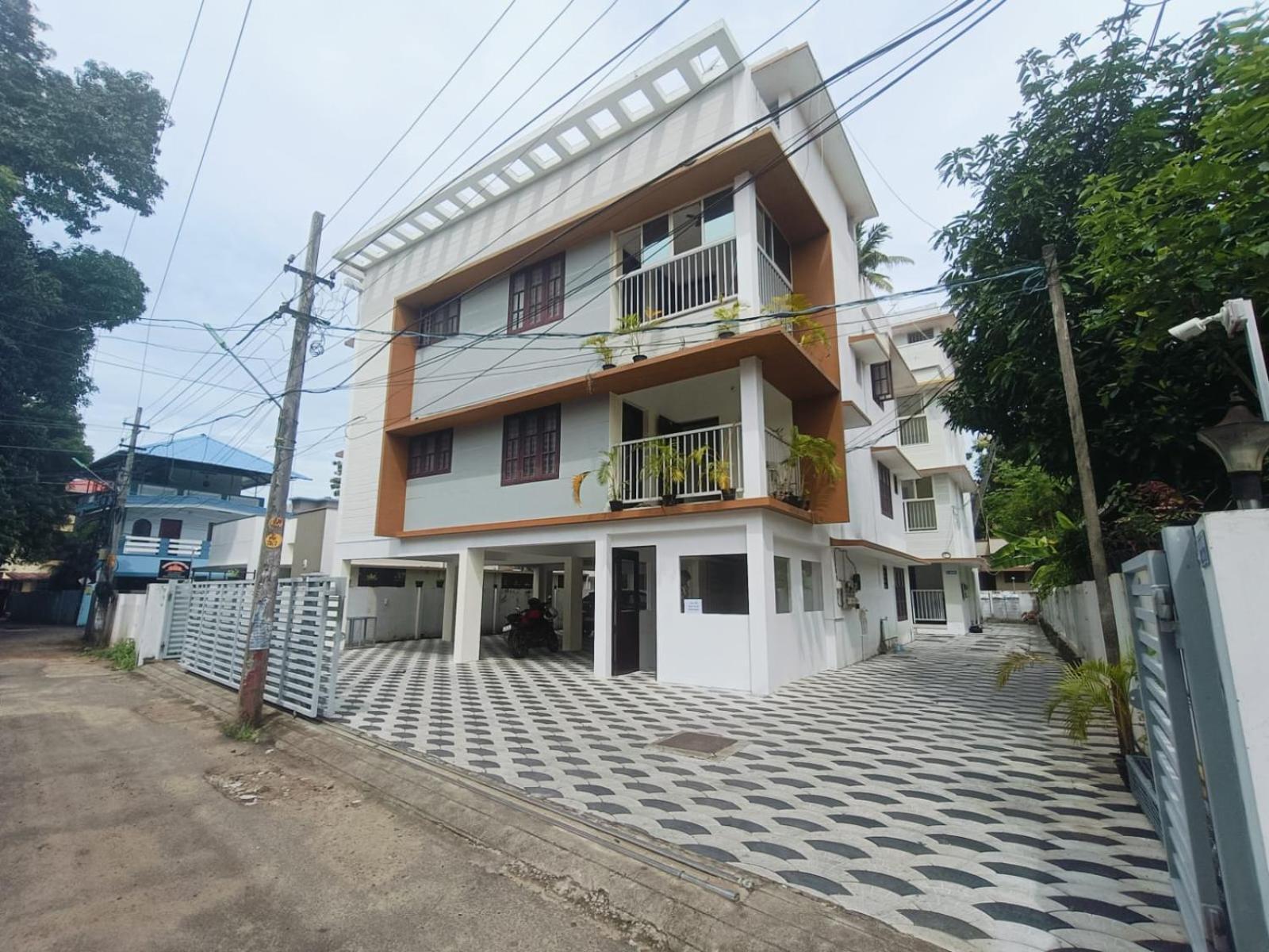 West Darshan Apartments And Villas Thiruvananthapuram Buitenkant foto