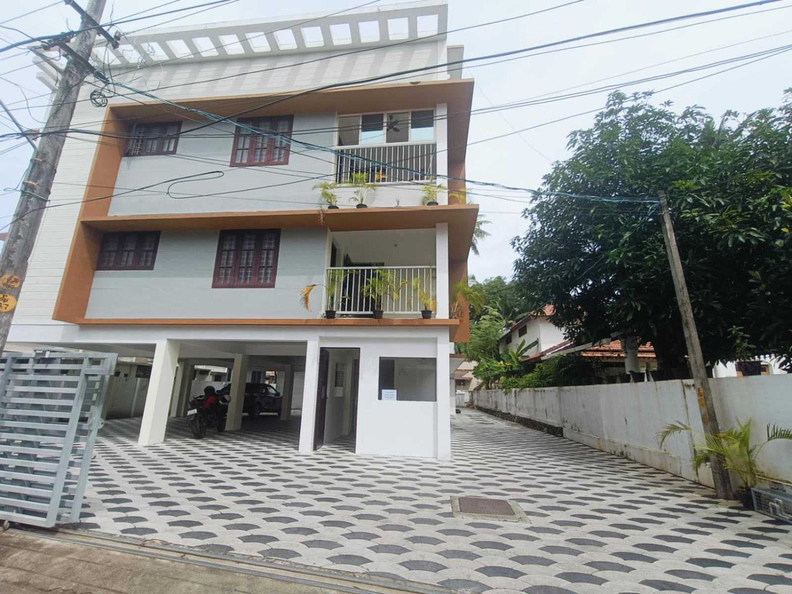 West Darshan Apartments And Villas Thiruvananthapuram Buitenkant foto